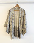 Kimono 10: Creme med multifarvede
